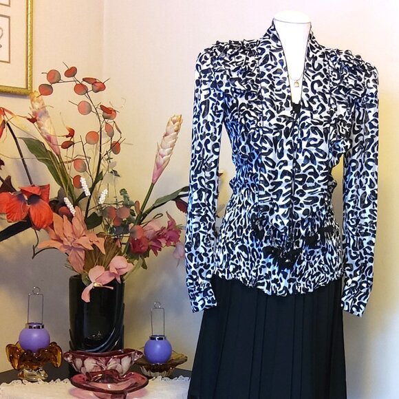 NWOT NESS High Quality V Neck Ruffle Blouse Shirt Elegant Office Work Tops M 8 - Picture 2 of 7